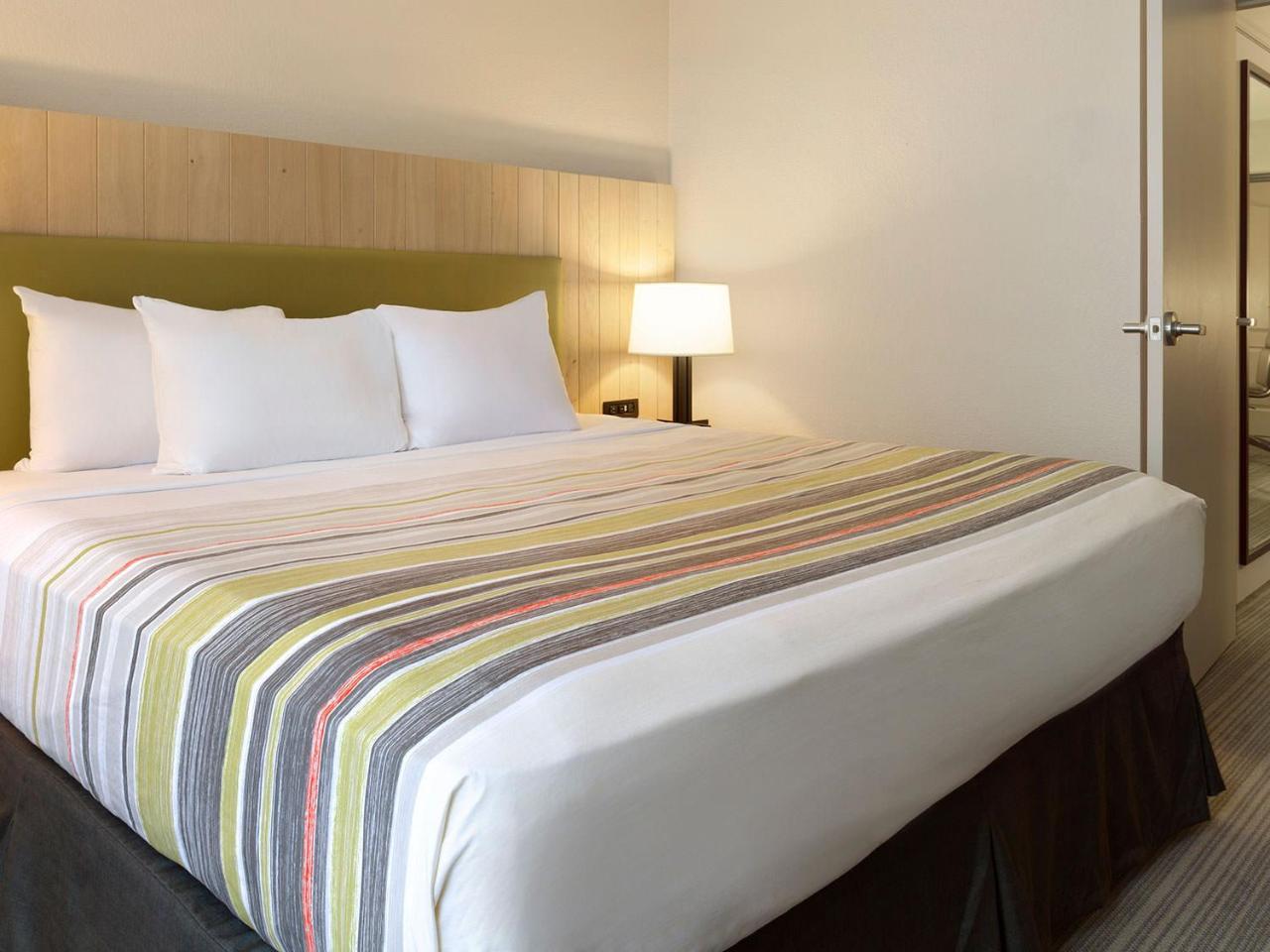 Country Inn & Suites By Radisson, Harrisonburg, Va ภายนอก รูปภาพ